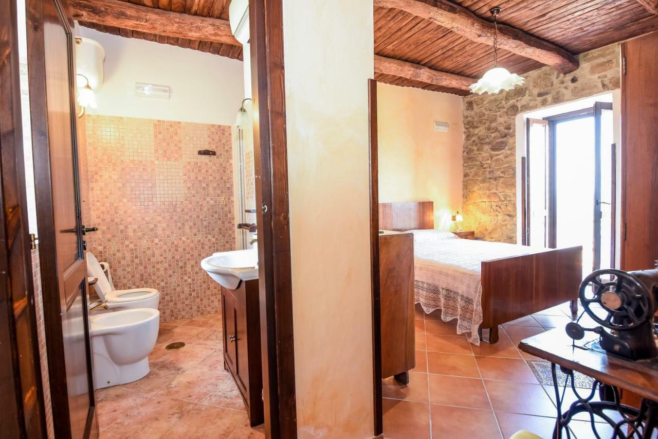 Casale San Martino Bed & Breakfast Laureana Cilento Exterior foto